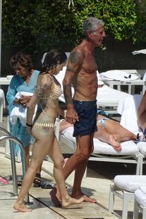 Asia Argento feet photo thumbnail
