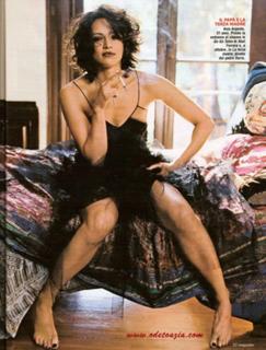 Asia Argento feet photo thumbnail