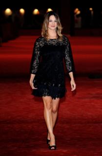 Asia Argento feet photo thumbnail