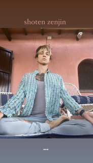 Asia Argento feet photo thumbnail