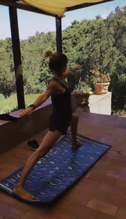 Asia Argento feet photo thumbnail