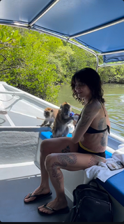 Asia Argento feet photo thumbnail