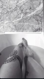 Asia Argento feet photo 1