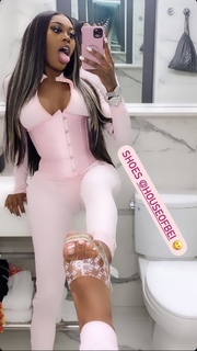 Asian Doll feet photo 8