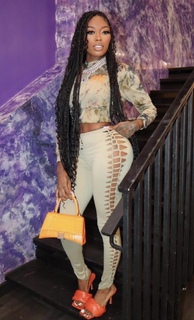 Asian Doll feet photo 4