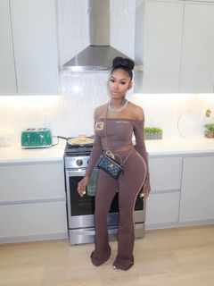 Asian Doll feet photo 4