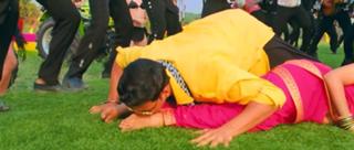 Asin Thottumkal feet photo thumbnail