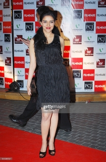 Asin Thottumkal feet photo 1