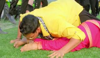 Asin Thottumkal feet photo thumbnail