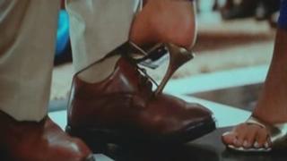 Asin Thottumkal feet photo thumbnail