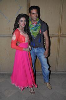 Asin Thottumkal feet photo thumbnail