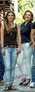 Asli Enver feet photo thumbnail