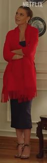 Asli Enver feet photo thumbnail