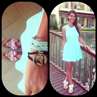 Aslihan Guner feet photo 3