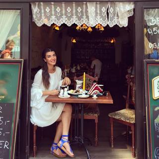 Aslihan Guner feet photo 18