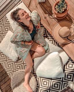 Aslihan Gürbüz feet photo 6