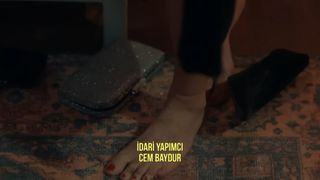 Aslihan Malbora feet photo 16
