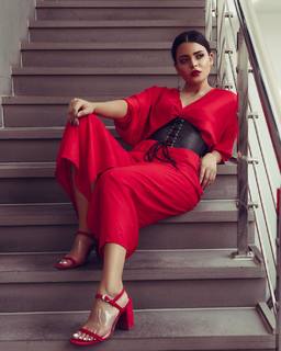 Asmaa Galal feet photo thumbnail