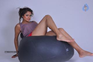 Asmita Sood feet photo 14
