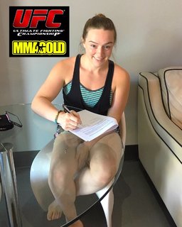 Aspen Ladd feet photo 6