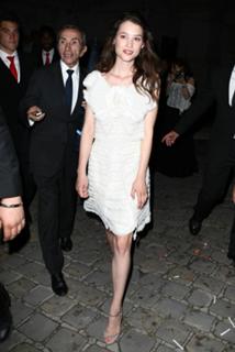 Astrid Bergès-Frisbey feet photo thumbnail