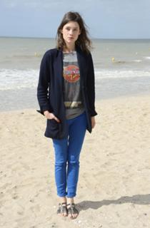 Astrid Bergès-Frisbey feet photo thumbnail