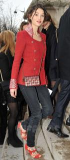 Astrid Bergès-Frisbey feet photo thumbnail