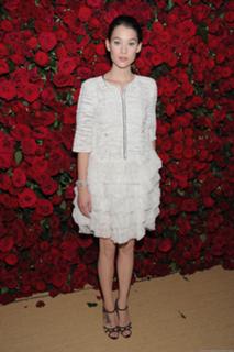 Astrid Bergès-Frisbey feet photo thumbnail
