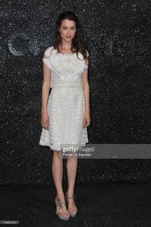 Astrid Bergès-Frisbey feet photo thumbnail