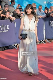 Astrid Bergès-Frisbey feet photo thumbnail