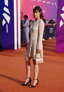 Astrid Bergès-Frisbey feet photo thumbnail