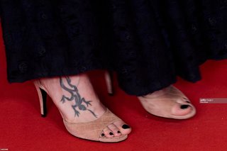 Astrid Bergès-Frisbey feet photo thumbnail