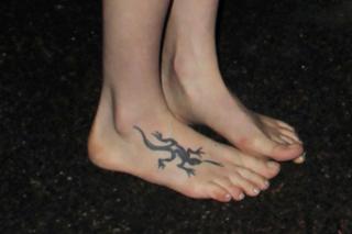 Astrid Bergès-Frisbey feet photo thumbnail