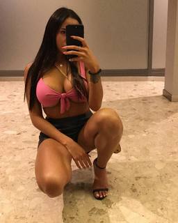 Astrid Nelsia feet photo thumbnail