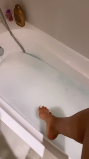 Astrid Nelsia feet photo thumbnail