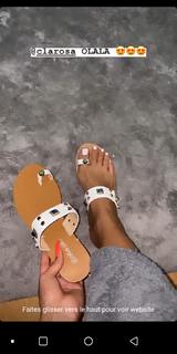 Astrid Nelsia feet photo thumbnail