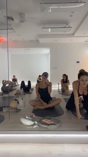 Astrid Nelsia feet photo thumbnail