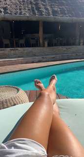 Astrid Nelsia feet photo thumbnail