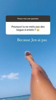 Astrid Nelsia feet photo thumbnail