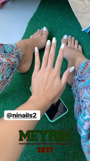 Astrid Nelsia feet photo thumbnail