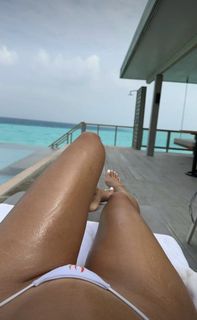 Astrid Nelsia feet photo thumbnail