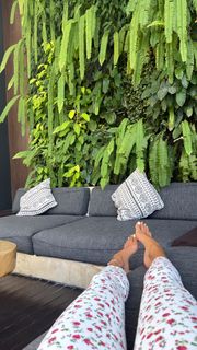 Astrid Nelsia feet photo 4