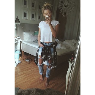 Astrid S feet photo 18