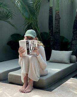 Astrid S feet photo 6