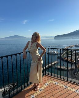Astrid S feet photo 5