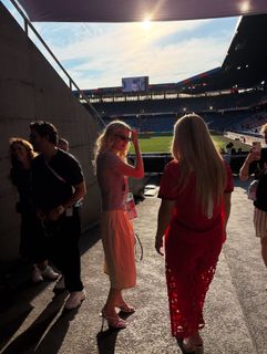 Astrid S feet photo 2