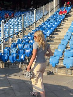 Astrid S feet photo 14