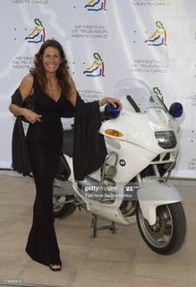 Astrid Veillon feet photo 6