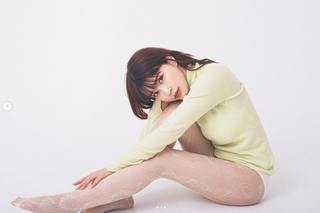Asuka Kishi feet photo 13