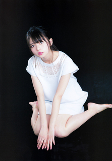 Asuka Saitô feet photo thumbnail